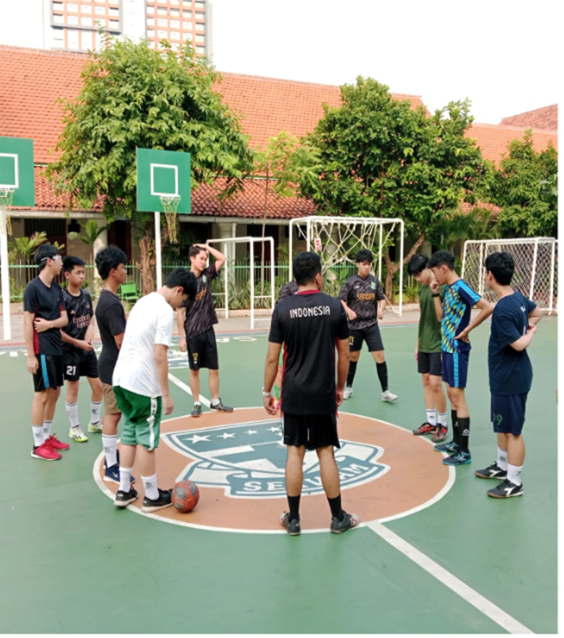 Lingkungan Sekolah SMA 18 PEKALONGAN